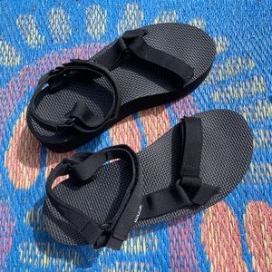 Teva universal flatform EUC